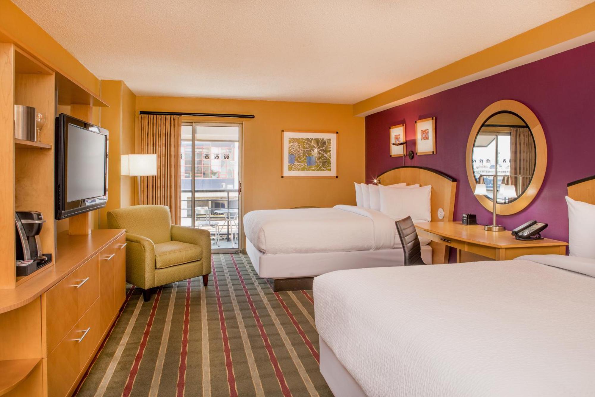 Pier 5 Hotel Baltimore Exterior photo